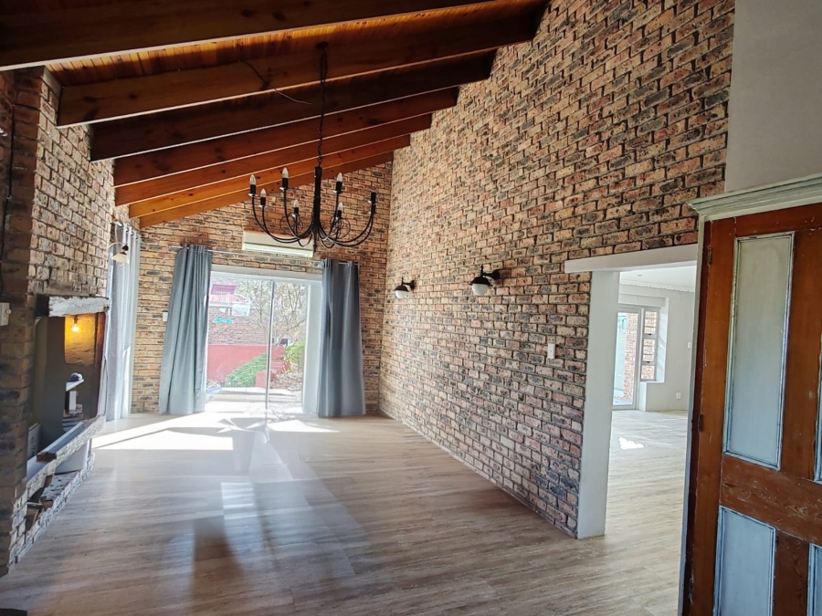 3 Bedroom Property for Sale in De Kelders Western Cape